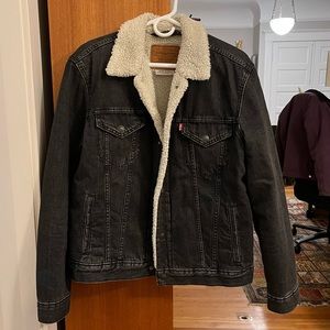 Levi’s Men’s Sherpa-Lined Jean Jacket